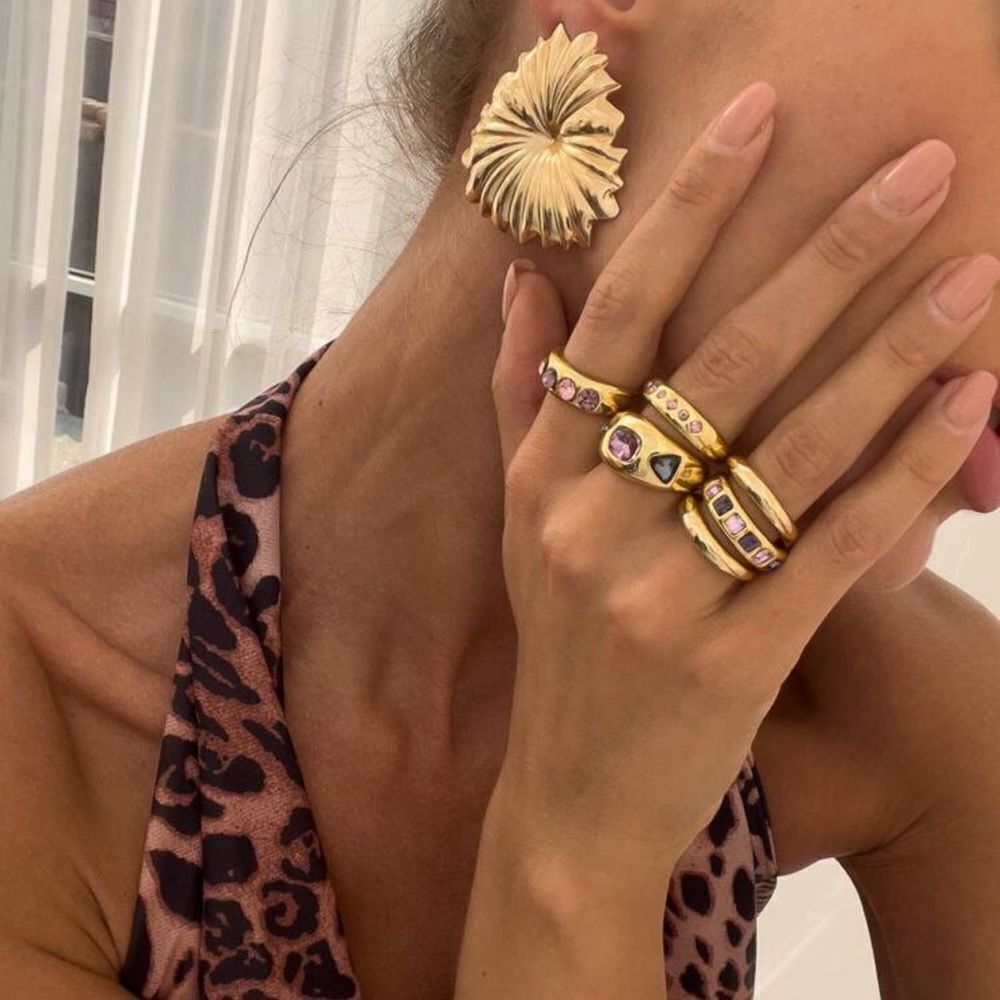 Elegant Gold and Purple Ring Set A1374